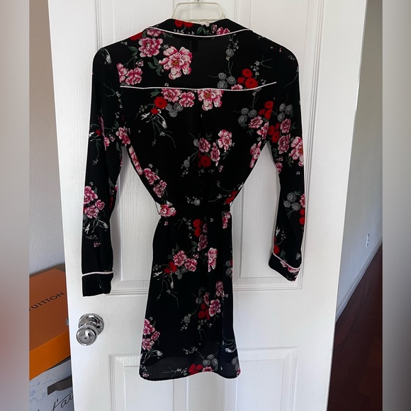 🌹 3 for $25 🛍️ - Picture 8 of 9